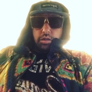 Meet your Posher, Gordon